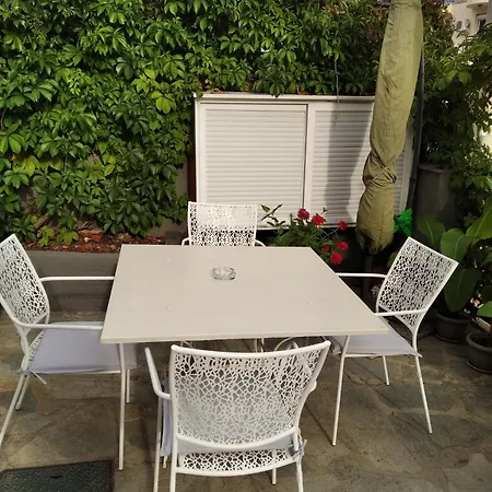 Garden Apartman Kavála