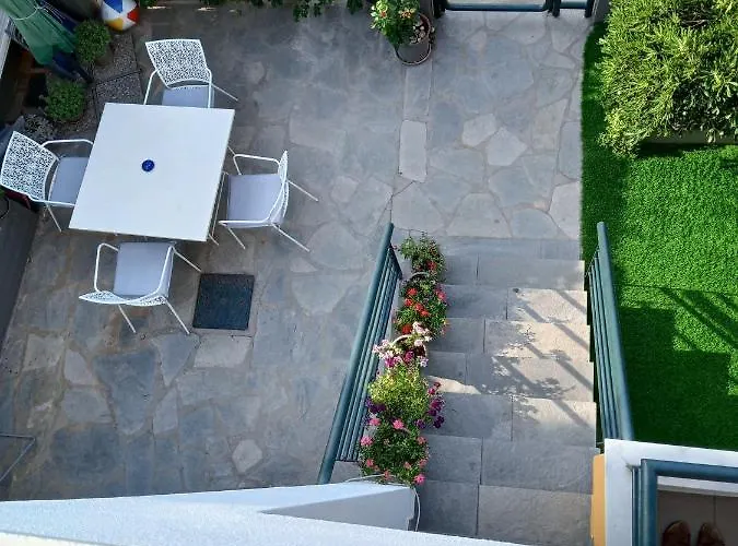 Apartment Garden Kavala